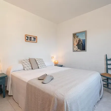 Almare By Marhen Homes Βίλα Adsubia