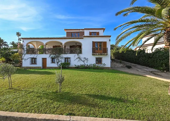 Вилла Almare By Marhen Homes Adsubia